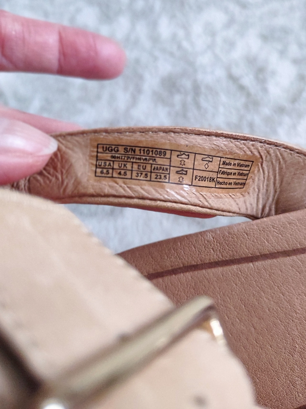 UGG Metallic Champagne Leather Platform Sandals - Picture 6 of 6